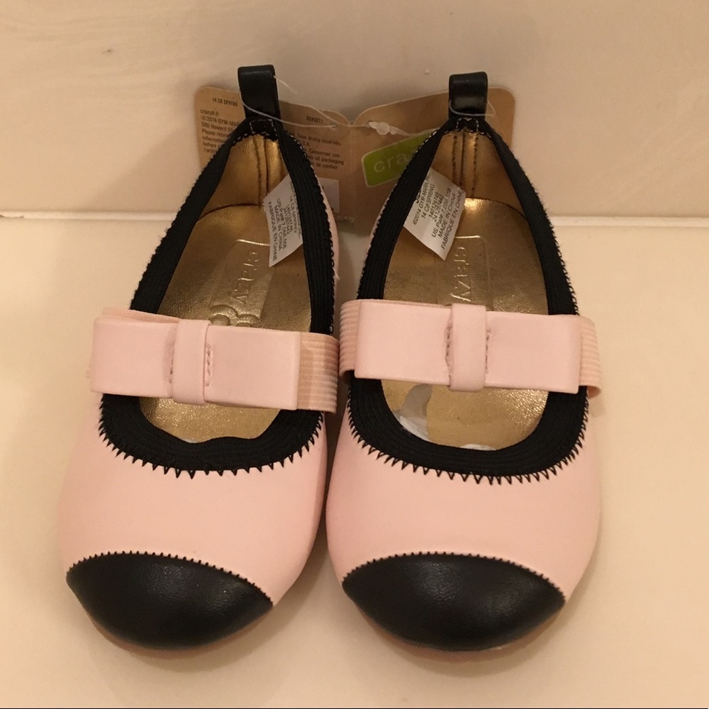 BNWT Crazy8 Dress Shoes